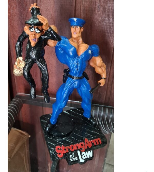 Boneco Policia e Ladrão