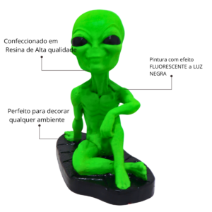 Estatueta ET Extraterrestre Sentado Mão Joelho Pintura Fluorescente