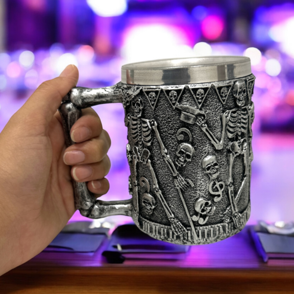 Caneca de Chopp Cerveja Caveira Esqueleto